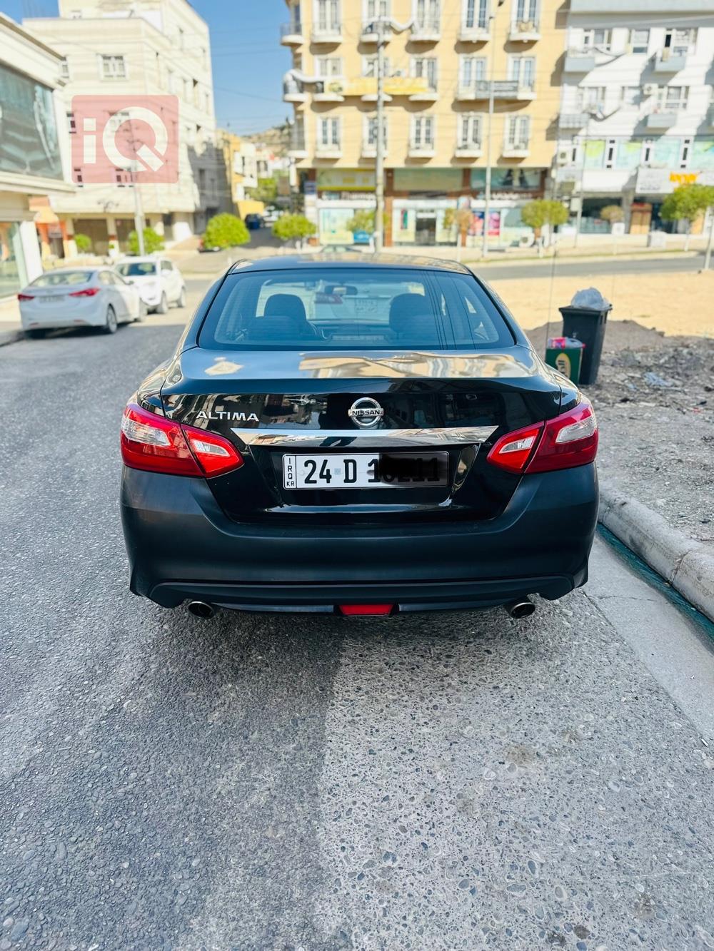 نيسان ألتيما
